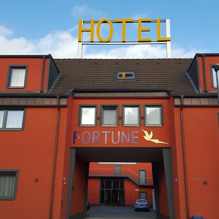 Hotel Fortune Koln Bagian luar foto