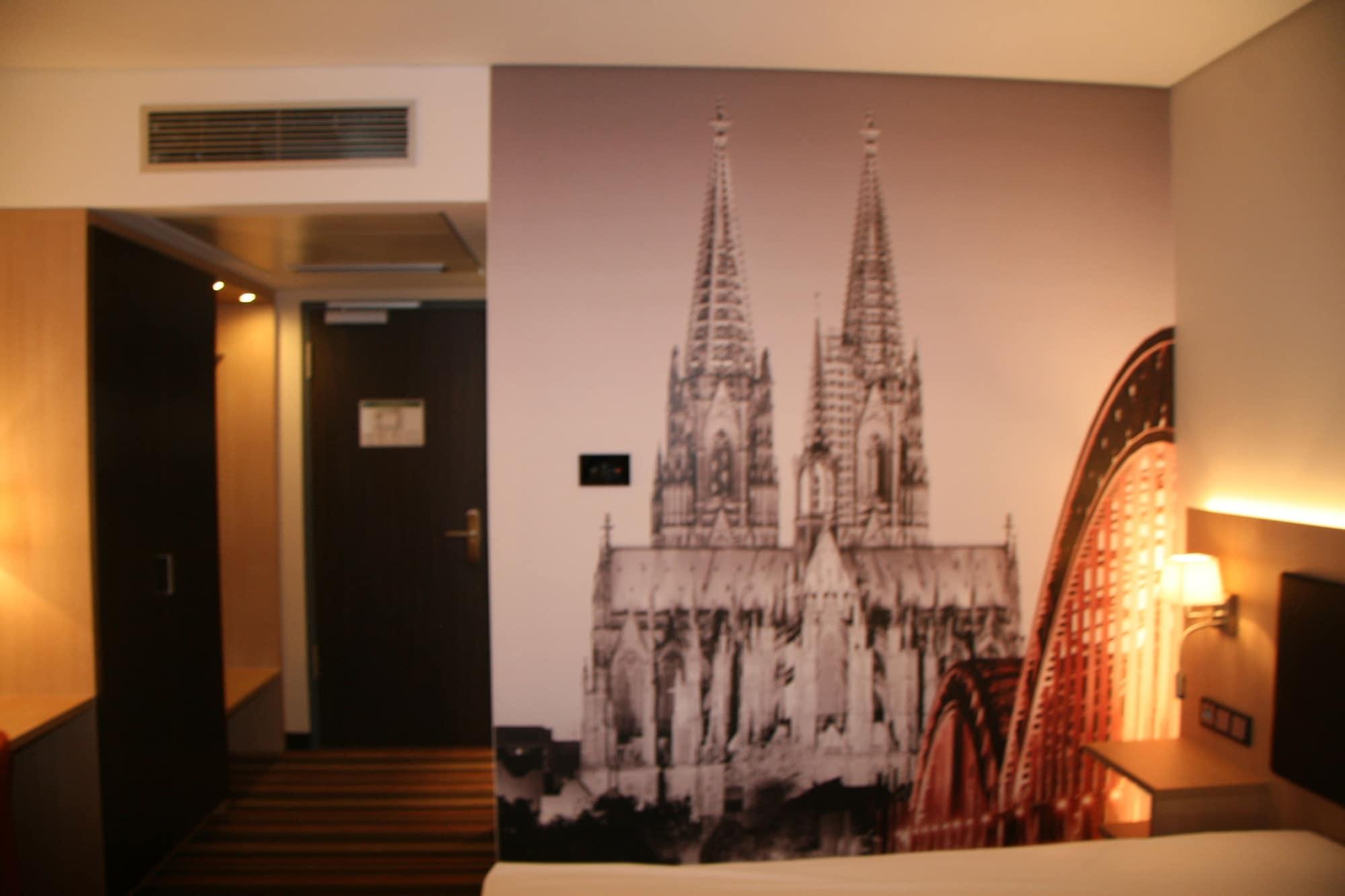 Hotel Fortune Koln Bagian luar foto
