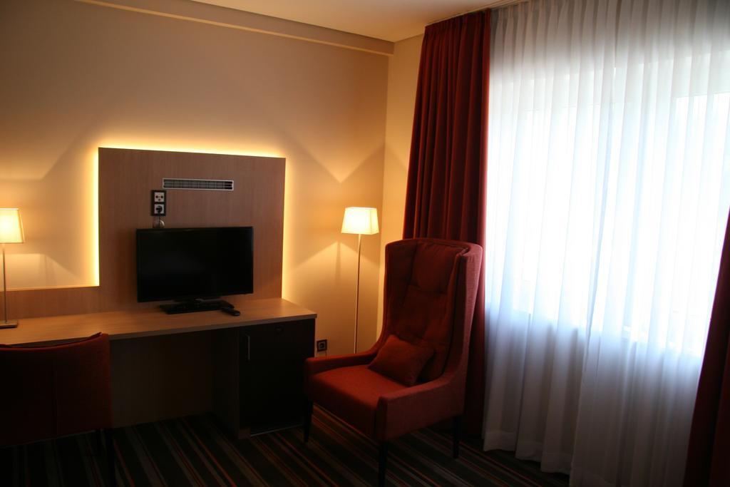 Hotel Fortune Koln Bagian luar foto
