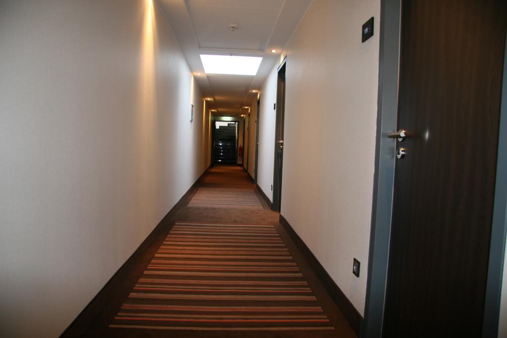 Hotel Fortune Koln Bagian luar foto