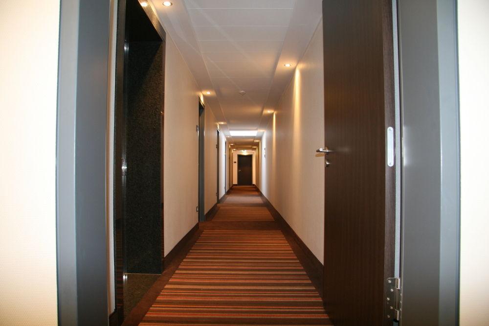 Hotel Fortune Koln Bagian luar foto