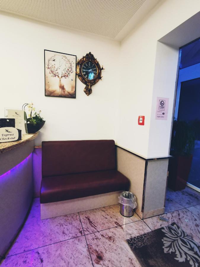 Hotel Fortune Koln Bagian luar foto